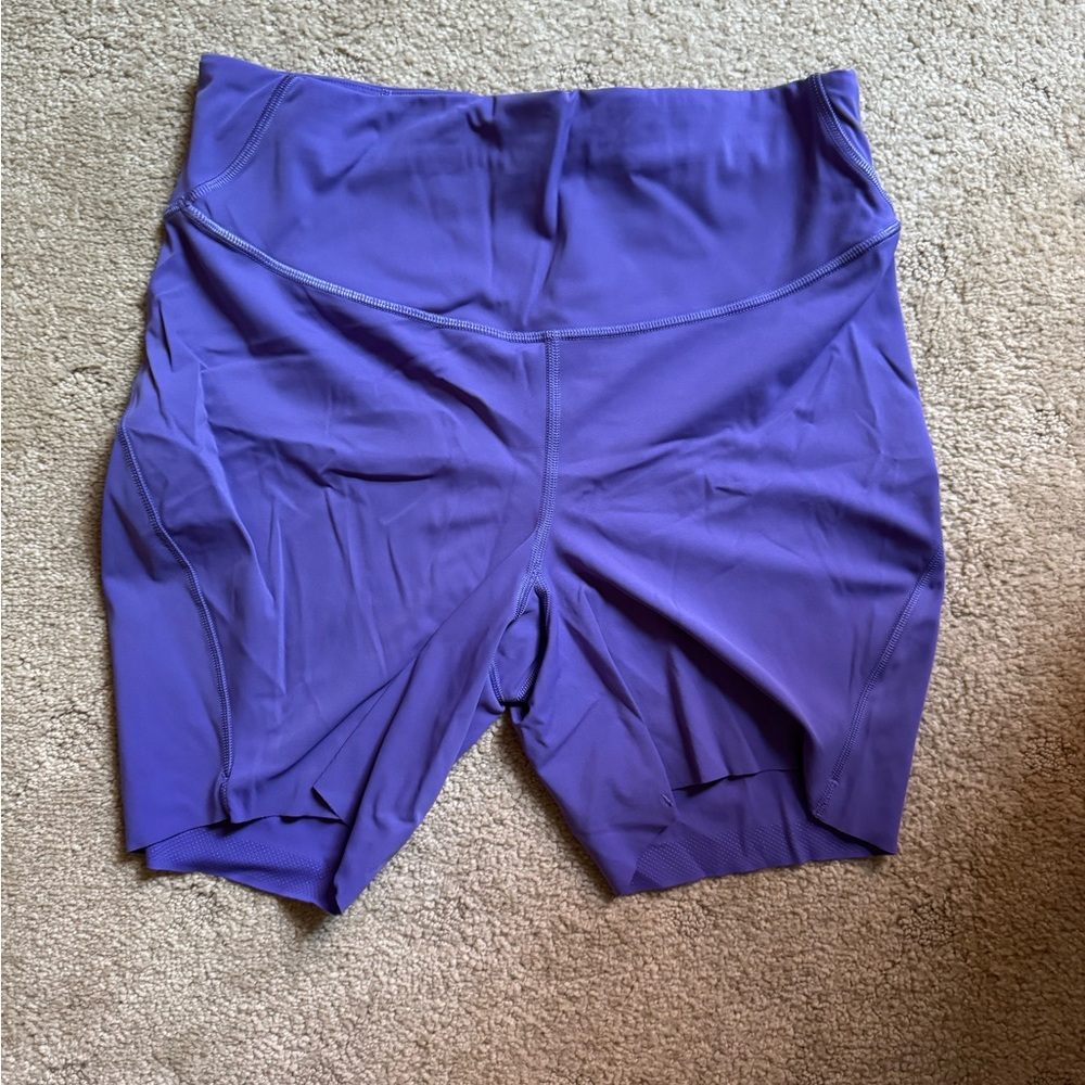 Lululemon base pase 5’ biker shorts